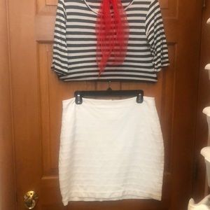 Express White bandage skirt stretchy with zipper on back size 10